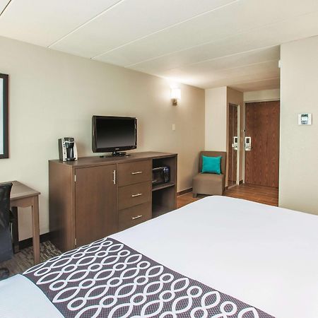 La Quinta By Wyndham Sturbridge Hotel Luaran gambar