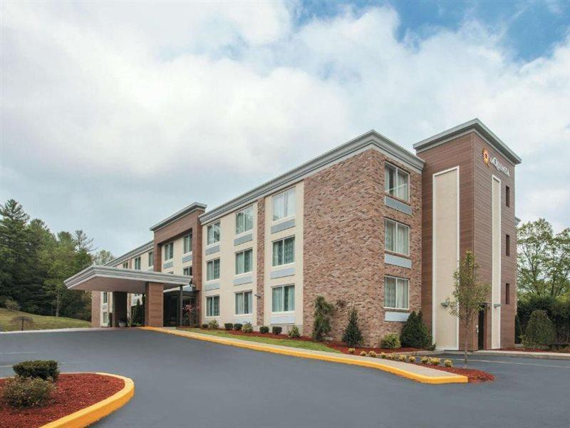 La Quinta By Wyndham Sturbridge Hotel Luaran gambar