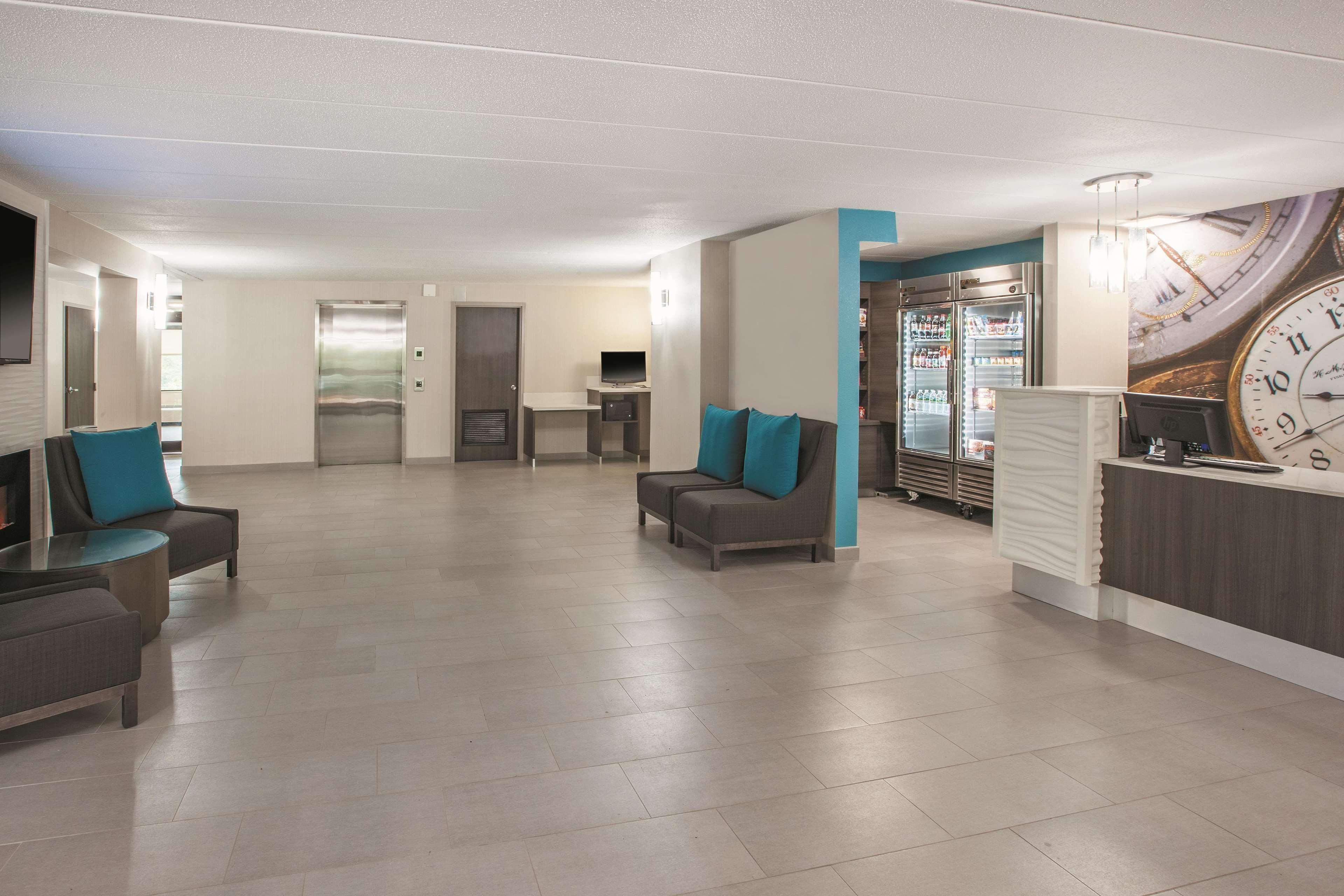 La Quinta By Wyndham Sturbridge Hotel Luaran gambar