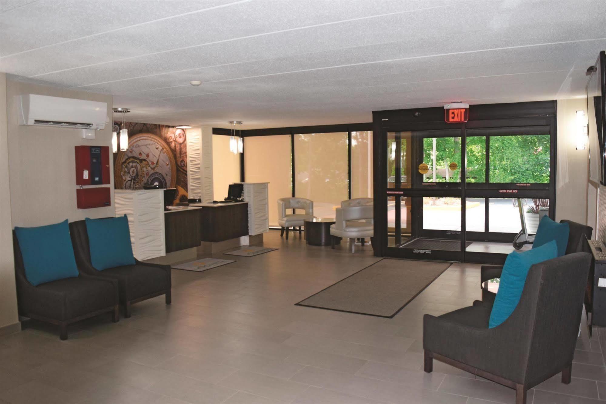 La Quinta By Wyndham Sturbridge Hotel Luaran gambar