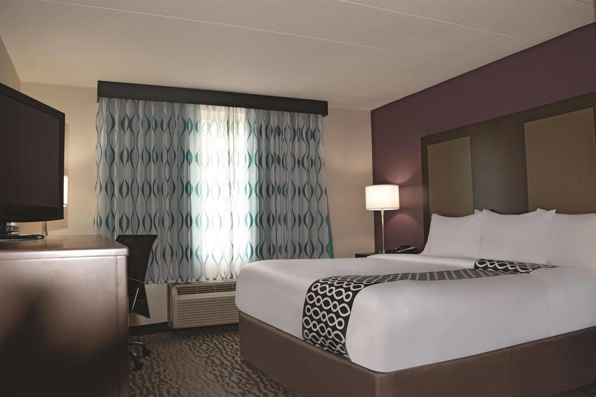 La Quinta By Wyndham Sturbridge Hotel Luaran gambar