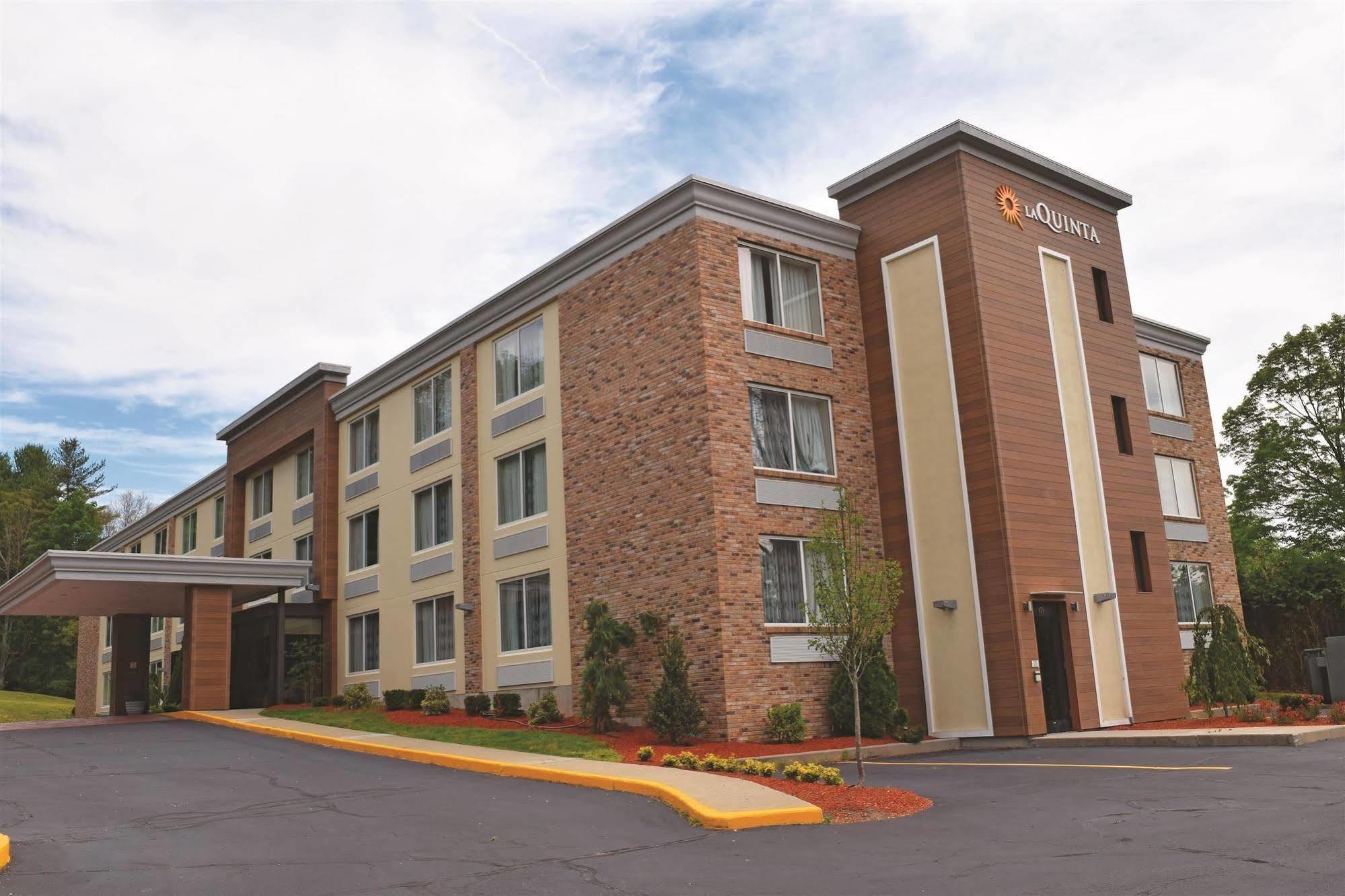La Quinta By Wyndham Sturbridge Hotel Luaran gambar